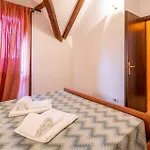 Casa vacanze 3 Bedroom In Albarella Ro *