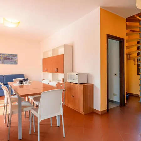 Vakantiehuis 3 Bedroom In Albarella Ro *
